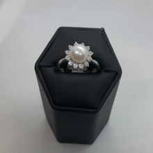 Load image into Gallery viewer, White gold , cultures Pearl and cubic zirconia ring
