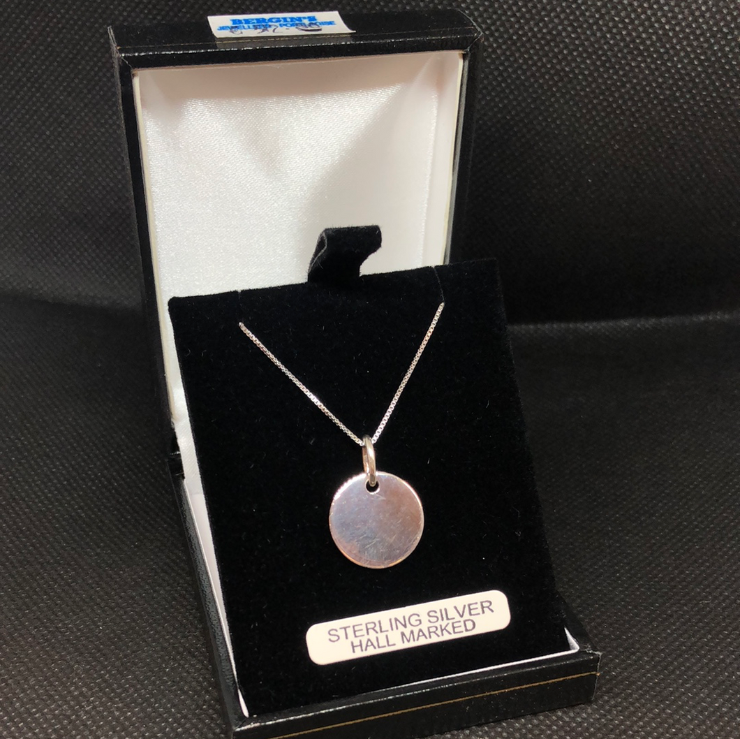 Sterling silver circle disc pendant and chain ( can be engraved)