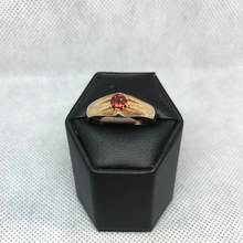 Load image into Gallery viewer, 9ct Gold and Garnet Gents ring
