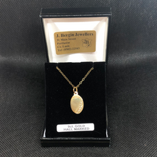 Load image into Gallery viewer, 9ct Gold Disc pendant and chain, can be engraved

