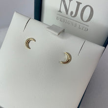Load image into Gallery viewer, 9ct gold plain moon stud earrings
