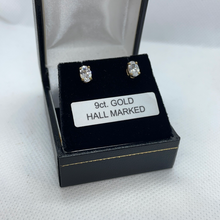 Load image into Gallery viewer, 9ct gold and CZ stud earrings
