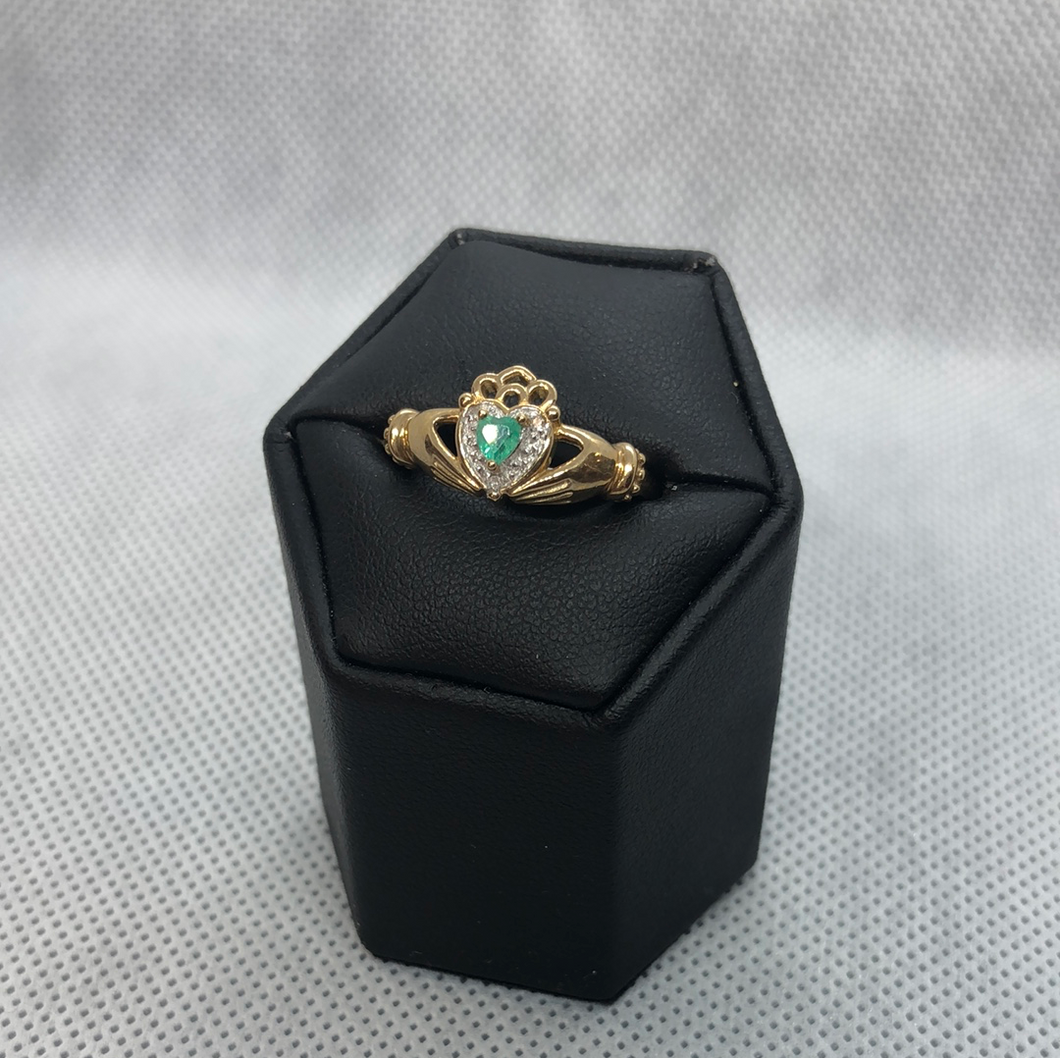 9ct gold claddagh ring with emerald and diamonds
