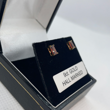 Load image into Gallery viewer, 9ct gold and garnet stud earrings

