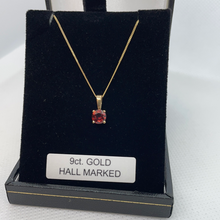 Load image into Gallery viewer, 9ct gold 18 inch chain and garnet pendant
